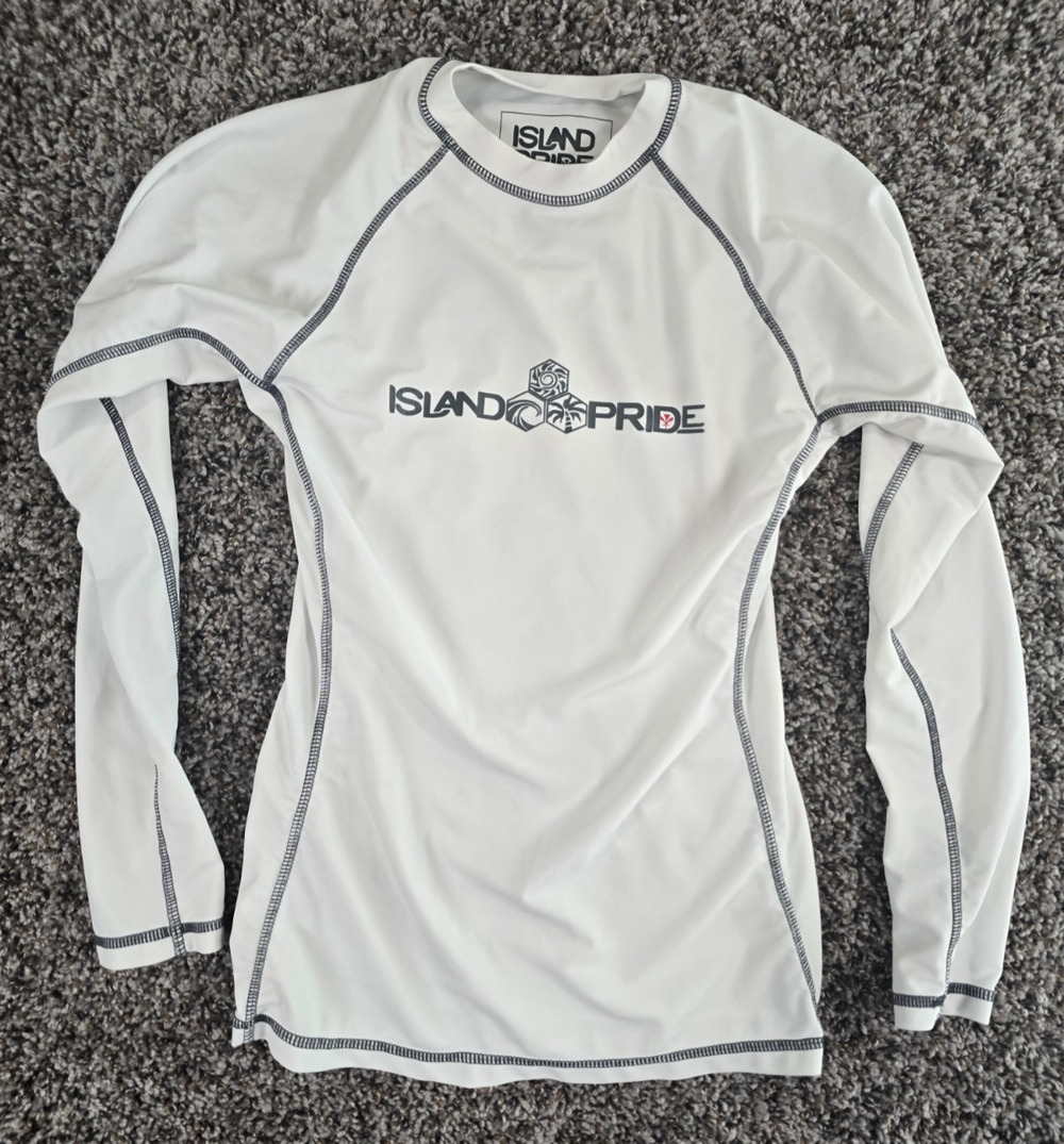 Island Pride Boys Sz S Long Sleeve Rash Guard White Black Swim Top